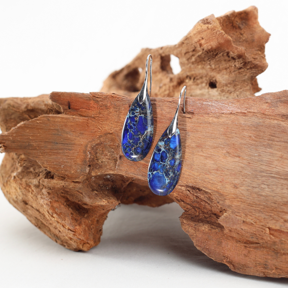 Boucles d'Oreilles Léontine - Pierre Naturelle Bleu Profond de l'Océan